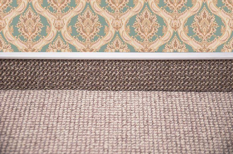 Плинтус для ковролина "Korner" Listwa светло-серый (2500*13,8*50 мм) — купить в Нефтекамске