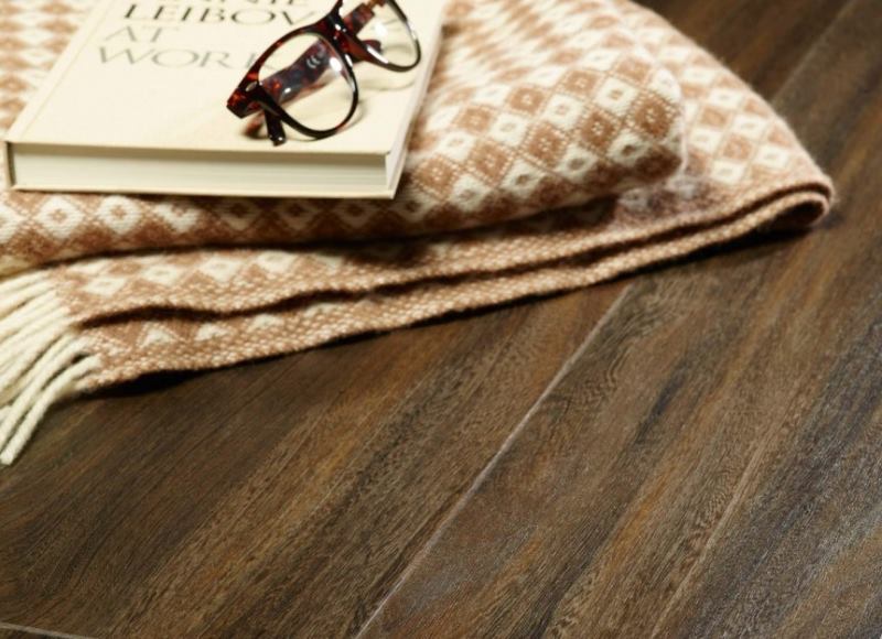 Линолеум бытовой "IVC" Woodlike Edgewood W48 (4м) — купить в Нефтекамске